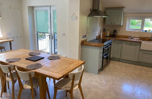 Bangor Casa | Cosy, Modernised and Peaceful Welsh Cottage on the Edge of Eryri National Park