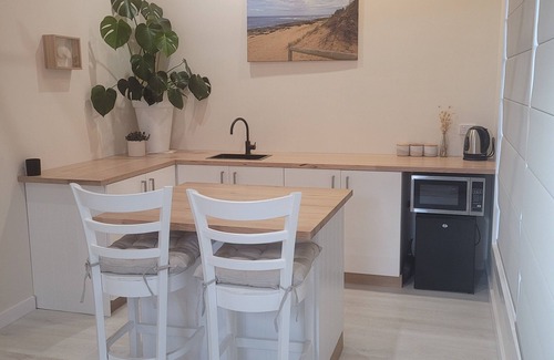 St. Andrews Beach Casa | Cosy Ocean Beach Bungalow Minutes from The Hot Springs and Ocean Beaches.