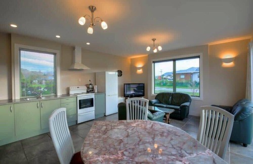 Albert Town Apartamento | Cosy on Kingston Summ