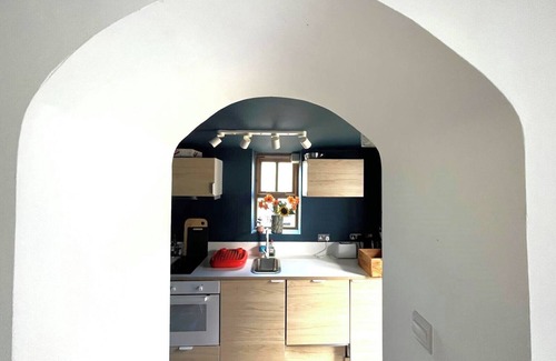Moylegrove Cabaña | Cosy one bed holiday cottage in Moylegrove, Pembrokeshire