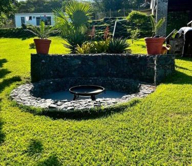 Tugela Mouth Apartamento | Cosy one bedroom garden cottage