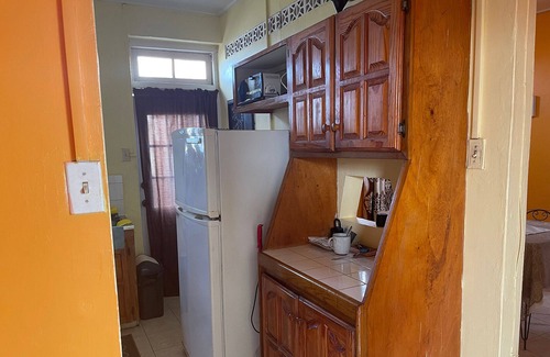 Below Rock Casa | Cosy private 3Bdr fully gated home, 10 min from Miami Beach