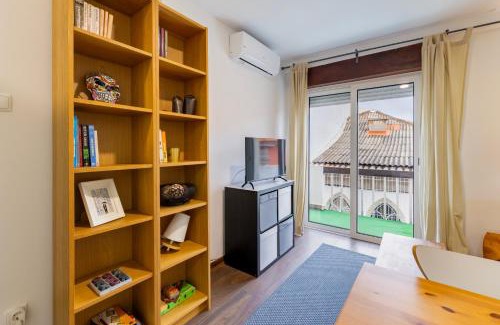 Fundao Apartamento | Cosy Remodeled apartment in the City center