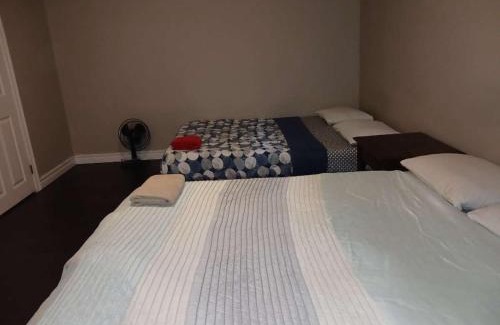 Rosemount Casa | Cosy Romantic and Cost Effective Stay in Kitchener