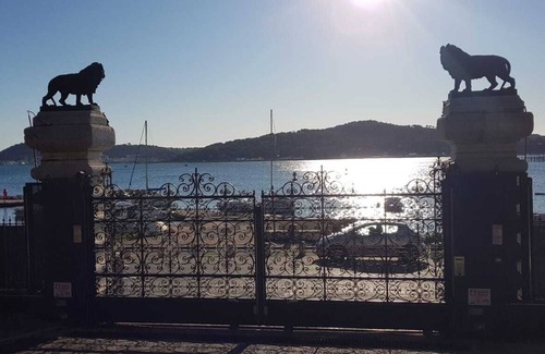 La Seyne-sur-Mer Apartamento | Cosy seaside apartment