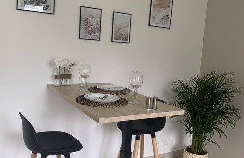 Cergy Apartamento | Cosy Studio 30m2 - At the foot of the station - Parking