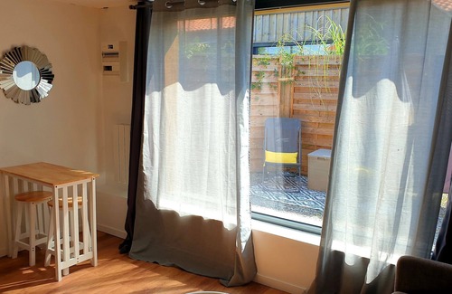 Merignac Apartamento | Cosy studio just outside Bordeaux