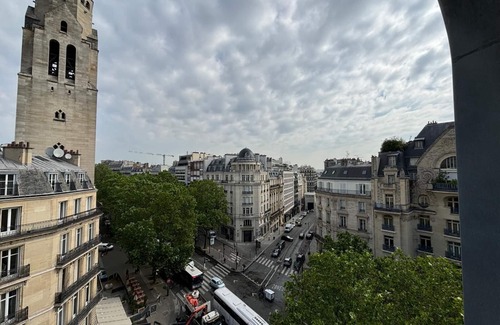 Champs-Elysees Apartamento | Cosy studio overlooking the rooftops of Paris