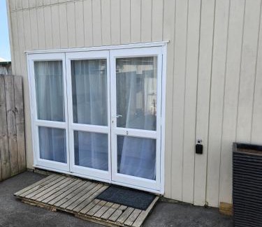 New Plymouth Apartamento | Cosy Studio Unit on Longview