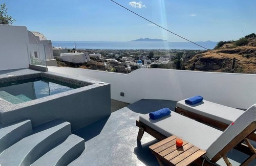 Episkopi Gonias Casa | Cosy suite with heated jacuzzi and view