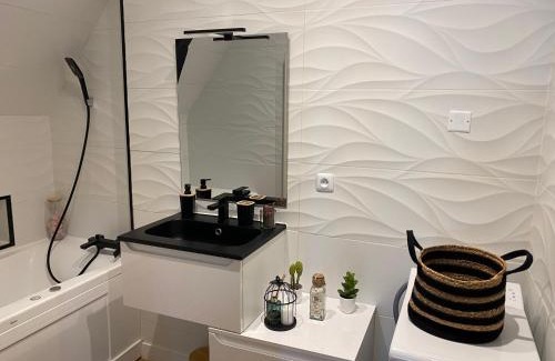 Poitiers Apartamento | Cosy & Tendance Spa
