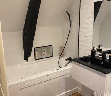 Poitiers Apartamento | Cosy & Tendance Spa