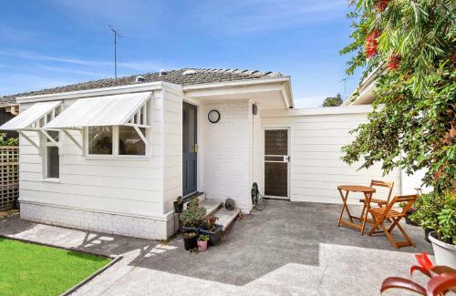 Geelong West Casa | Cosy Townhouse in the Heart of Geelong West