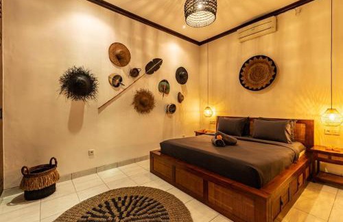 Kerobokan Villa | Cosy Traditional and Fresh 2 BD Sunterrace Villa with Pvt Pool