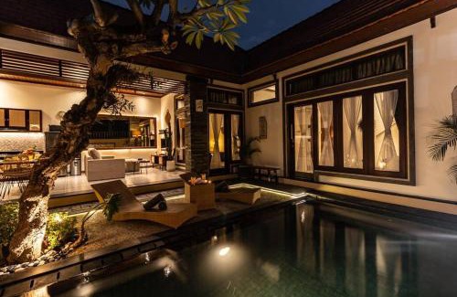 Kerobokan Villa | Cosy Traditional and Fresh 2 BD Sunterrace Villa with Pvt Pool