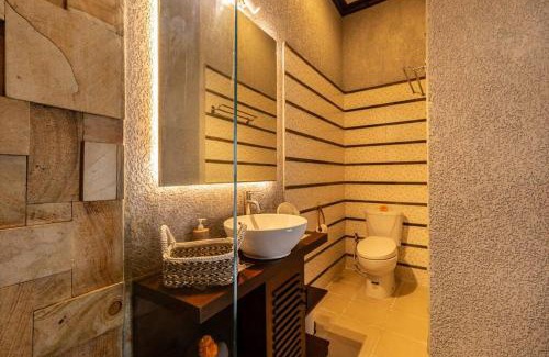 Kerobokan Villa | Cosy Traditional and Fresh 2 BD Sunterrace Villa with Pvt Pool