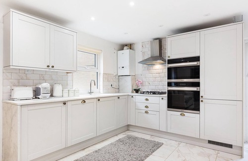 Kidlington Casa | Cosy Two Bedroom House in Central Kidlington