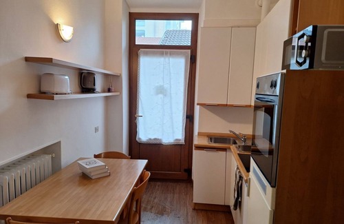 Nova Milanese Apartamento | Cosy two-room apartment 14 km from Milan (COZY CORNER)