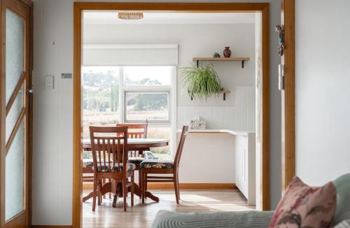 Ulverstone Casa | Cosy Ulverstone Getaway with Parking