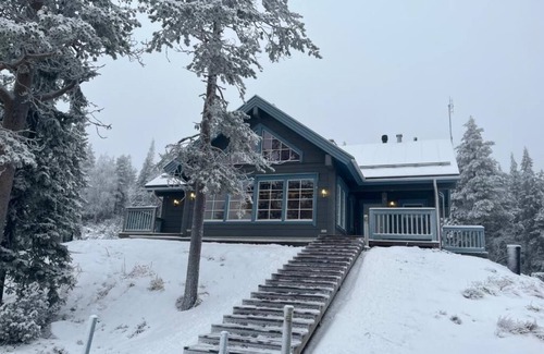 Syote Villa | Cosy villa on Syöte tunturi! Ski-in/out & cross country ski track next by!