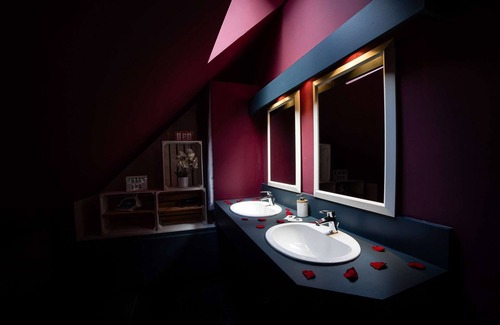 Old Town Apartamento | Apartamento con spa privado en la ciudad de Troyes - 4 Estrellas -