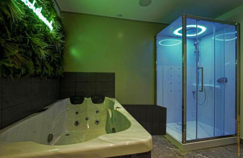 Rouen City Centre Apartamento | CosyRouen Bali Jacuzzi & Hamman