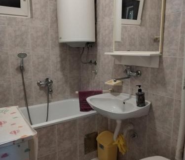 Grbavica Apartamento | CosySmallPlace