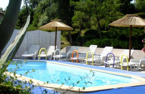 Tourrettes Villa | 16 km de Grasse Gîte les MIMOSAS 2-4 pers piscina lago St Cassien wifi