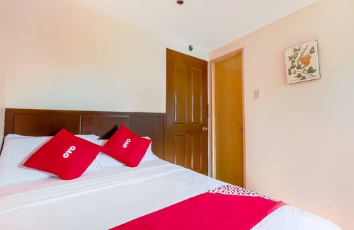 Las Pinas Hotel | Cote D' Azure