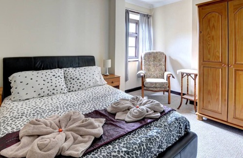 Llandeilo Casa | Una casa de piedra independiente, Cothi View está situada en una finca rural en la hermosa ciudad de Carmarthenshire