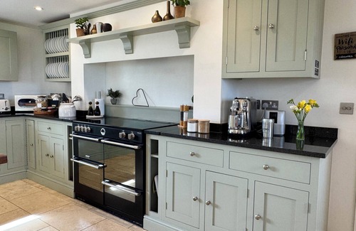 Whichford Casa | Cotswold Farmhouse Barn - stunning views