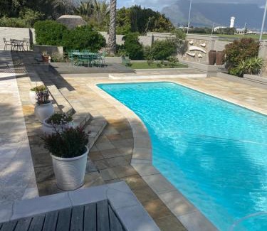 Milnerton Cama Y Desayuno | Cotswold House Residence
