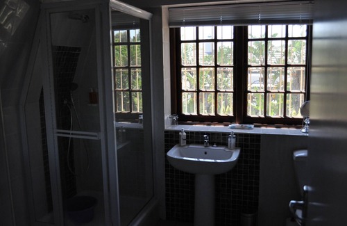 Milnerton Casa | Cotswold House