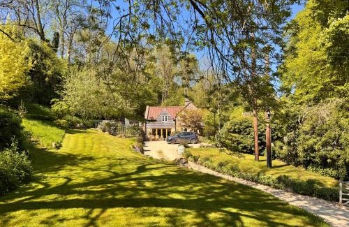 Combe Hay Casa | Cotswolds AoNB Cottage- Modern Renovation- Sleeps8