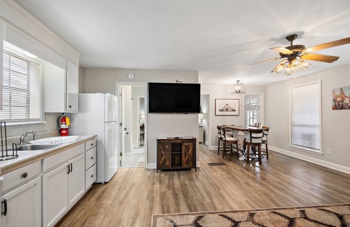 Ridgeland Cabaña | Cottage #1 - High Noon