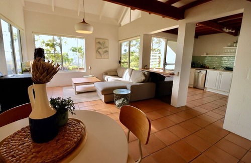 Balmoral Ridge Cabaña | COTTAGE 1 · Maleny-Montville Cottages #1 - 2 bed ocean views
