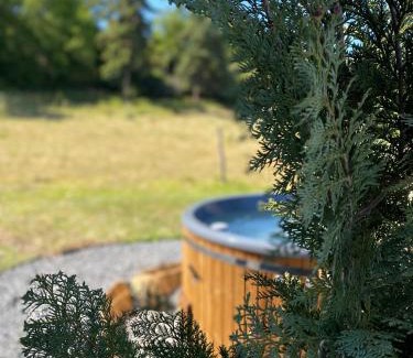 Grandeyrolles Chalet De Esquí | Cottage 2 à 4 personnes ,au cœur des volcans