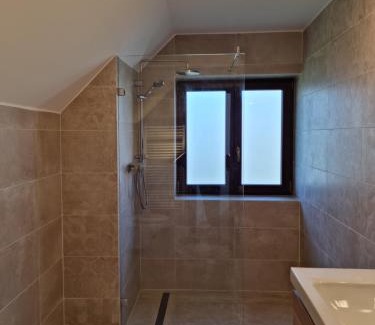 Kiskunmajsa Casa | Cottage 2 im Natur-Resort Pool, Schwimmteich & Sauna