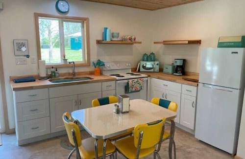 Eagle Rock Casa | Cottage 2/Roaring River/TRL/EurekaSprings/Wi-Fi