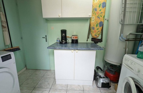 Salles-Lavalette Cabaña | Casa rural 3 hab. con jardín, chimenea, se admiten mascotas, WIFI, parking, cerca de ocio y castillos