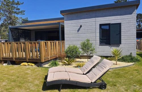 Jullouville-les-Pins Chalet De Esquí | Cottage 4-6 pers-piscine chauffée-150m plage