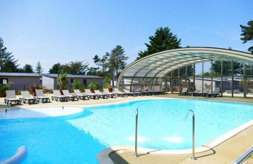Jullouville-les-Pins Chalet De Esquí | Cottage 4-6 pers-piscine chauffée-150m plage