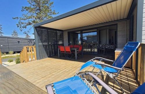 Jullouville-les-Pins Chalet De Esquí | Cottage 4-6 pers-piscine chauffée-150m plage