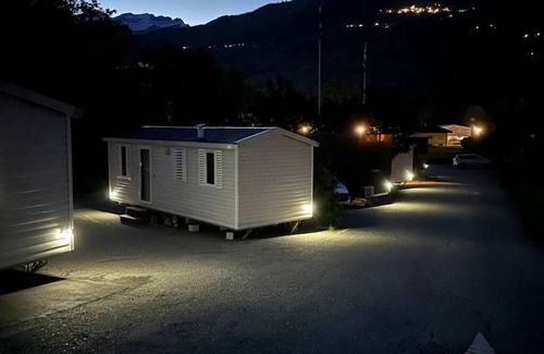 Leuk Casa | Cottage 4 Ideales 2 Zimmer Mobilhome für 3 Erwachsene +1 Kind auf Ecksofabett