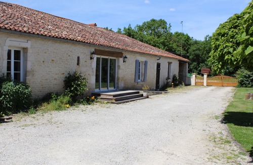 Maillezais Cabaña | Albergue, 4 ****, "La mora del Marais Poitevin", hasta 14 personas