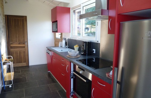 Prendeignes Cabina | Casa rural de 4 a 5 personas en casa de piedra restaurada y en una zona tranquila