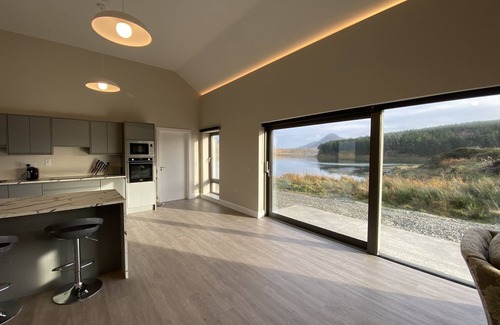 Connemara Cabaña | Cottage 421 - Letterfrack - sleeps 4 guests in 2 bedrooms