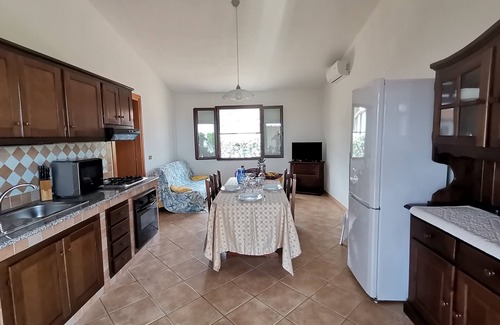 Tertenia Casa | VILLA INDEPENDIENTE CON VISTA A 500MT DE UNA PEQUEÑA PLAYA MULTIPLES (6/8 plazas)