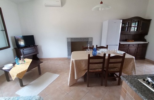Tertenia Casa | VILLA INDEPENDIENTE CON VISTA A 500MT DE UNA PEQUEÑA PLAYA MULTIPLES (6/8 plazas)
