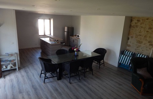 Bussiere-Badil Casa | Casa rural para 6 personas con jardín, spa y sauna en el Périgord vert